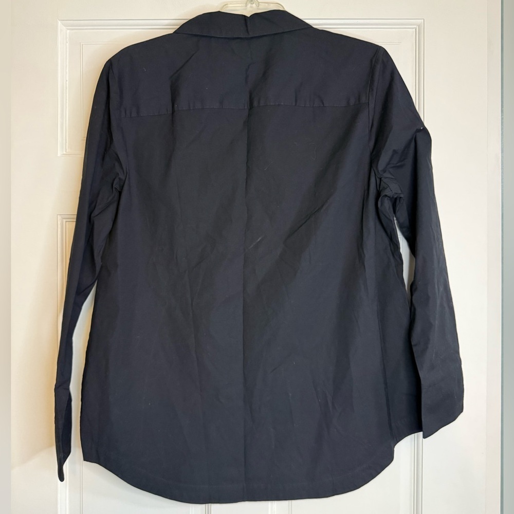 Vineyard Vines Women’s Velvet Trim Popover Top - Picture 3 of 3